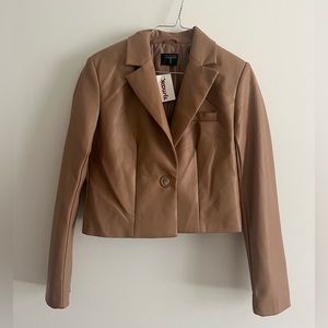 XS NWWT Tahari cropped leather blazer
